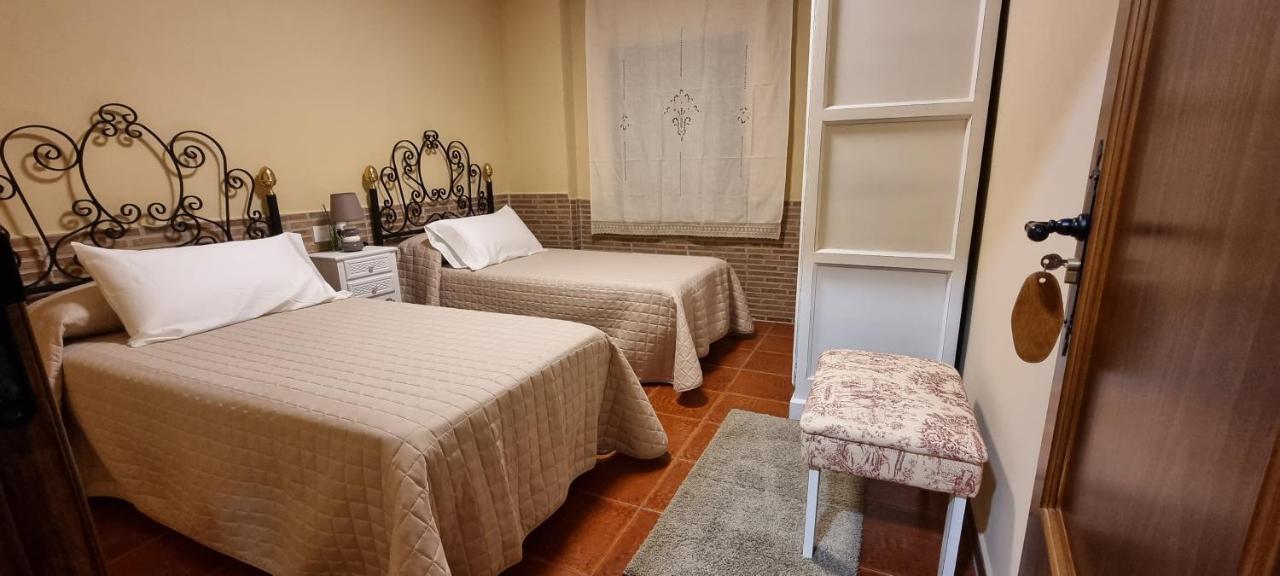 Apartamento Turistico El Rincón de la Pernila Guadalupe (Extremadura) Exterior foto