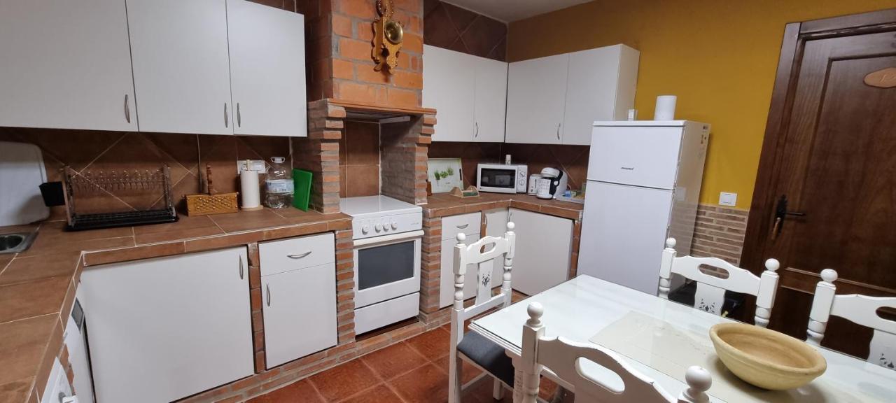 Apartamento Turistico El Rincón de la Pernila Guadalupe (Extremadura) Exterior foto